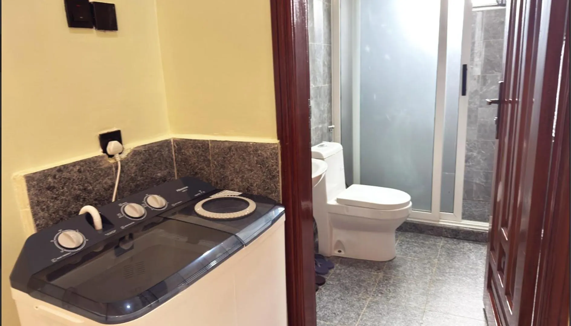 Calm Private Modern Apartment With A Washer Uganda
